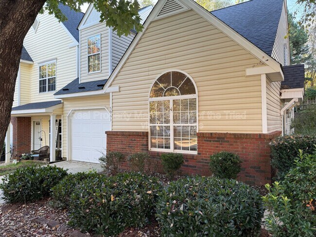 Building Photo - 5065 Bartholomew's Ln