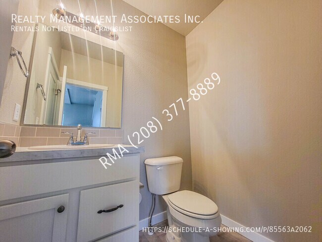 Building Photo - 6053 S Boddington Ln
