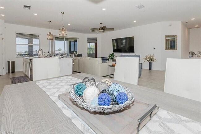 Building Photo - 5728 Oakmont Ct