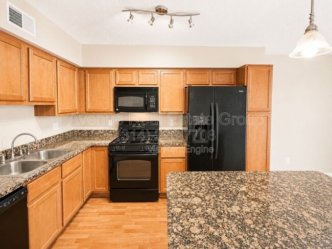 Building Photo - 1445 Willow Brook Cove Ct