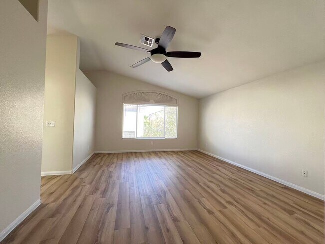 Building Photo - 9924 Antelope Canyon Ave