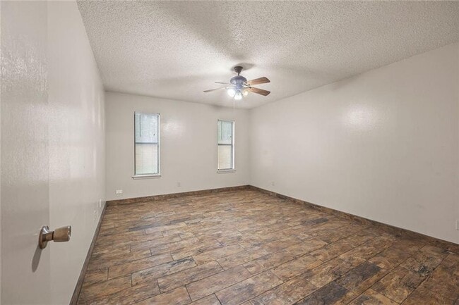 Building Photo - 507 N 37th St
