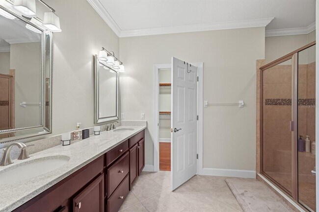 Building Photo - 5363 Vaccaro Ct