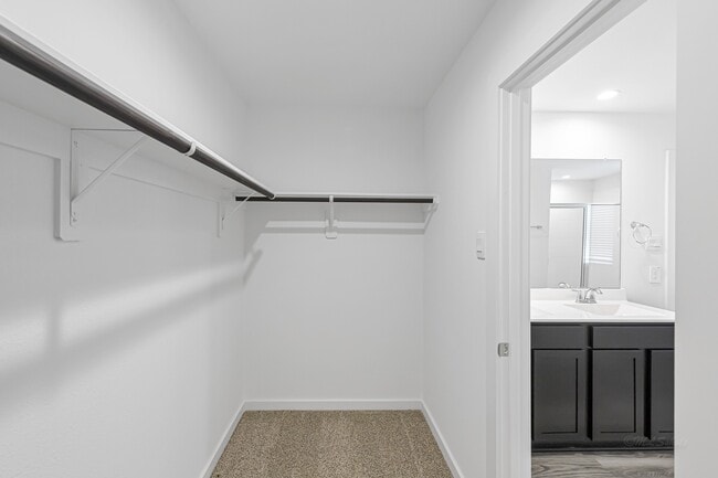 Building Photo - 3002 Crown Gate Dr