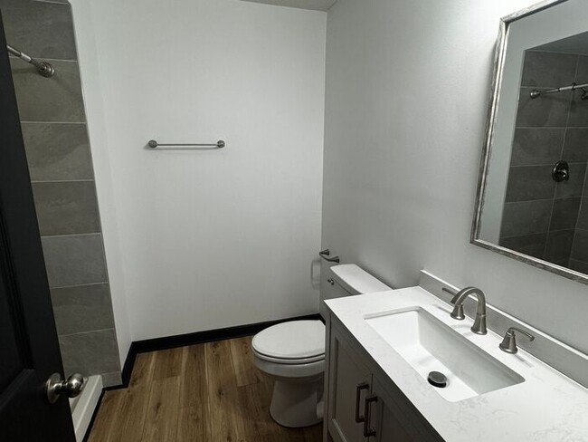 Building Photo - Updated 4 Bedroom Ranch in Established Nei...