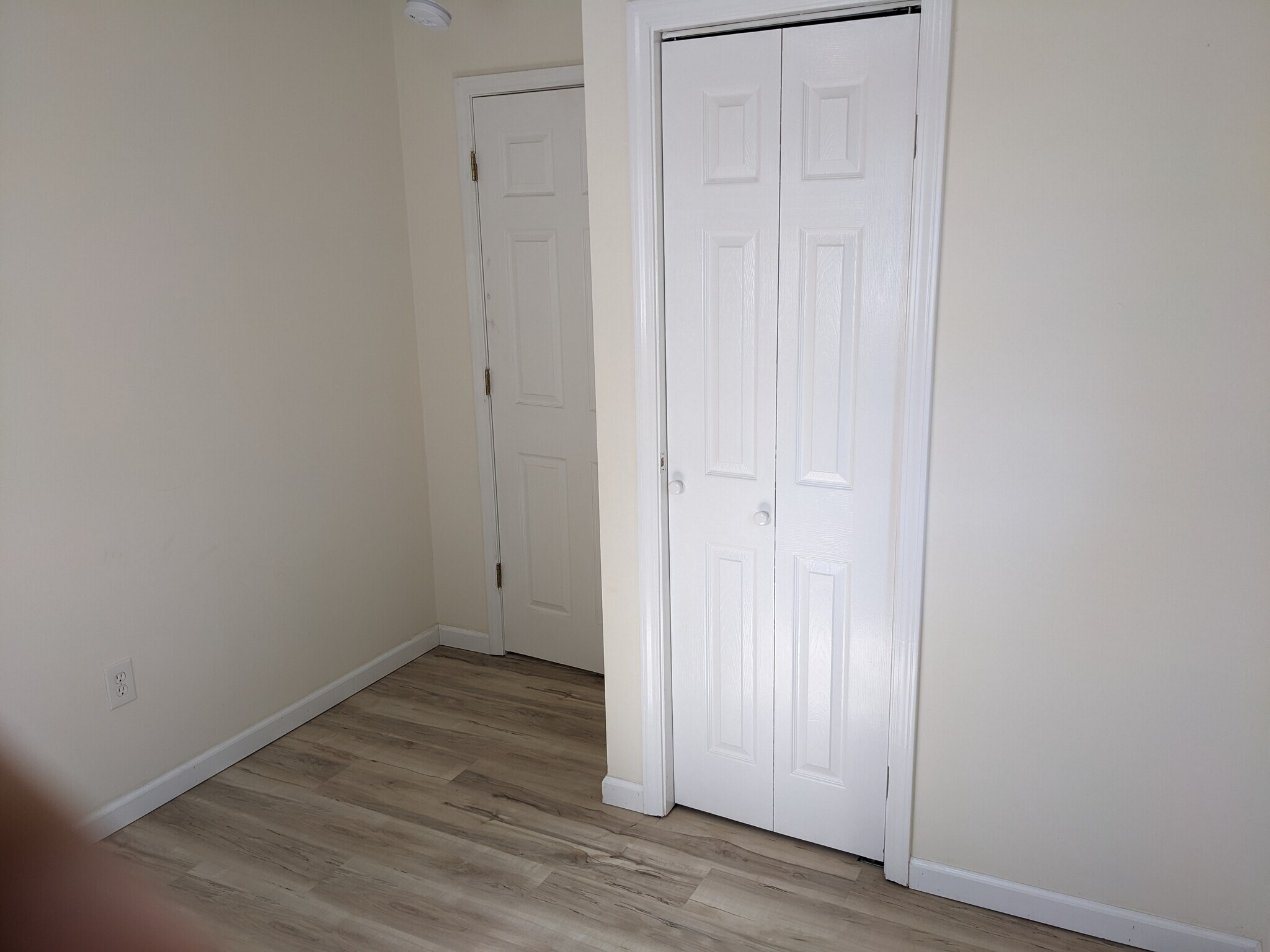 bedroom 3 - 306 E Northview Ave