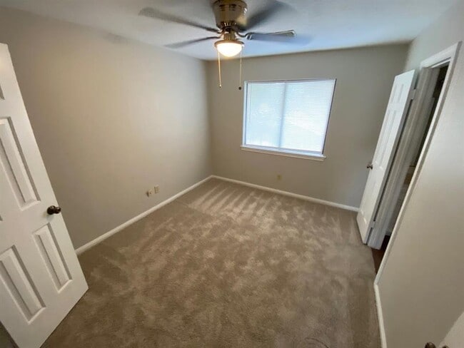 Building Photo - 3423 Berry Grove Dr