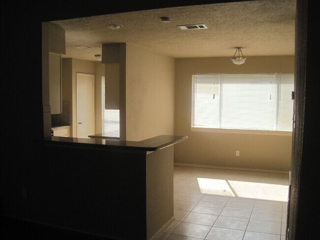 Building Photo - 6822 Harpers Dr