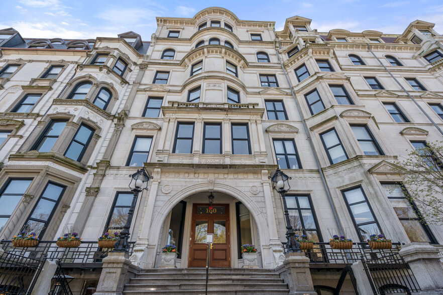 Building Photo - 160 Commonwealth Ave