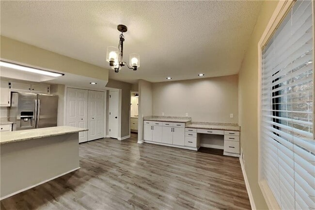 Building Photo - 831 Muirfield Trce