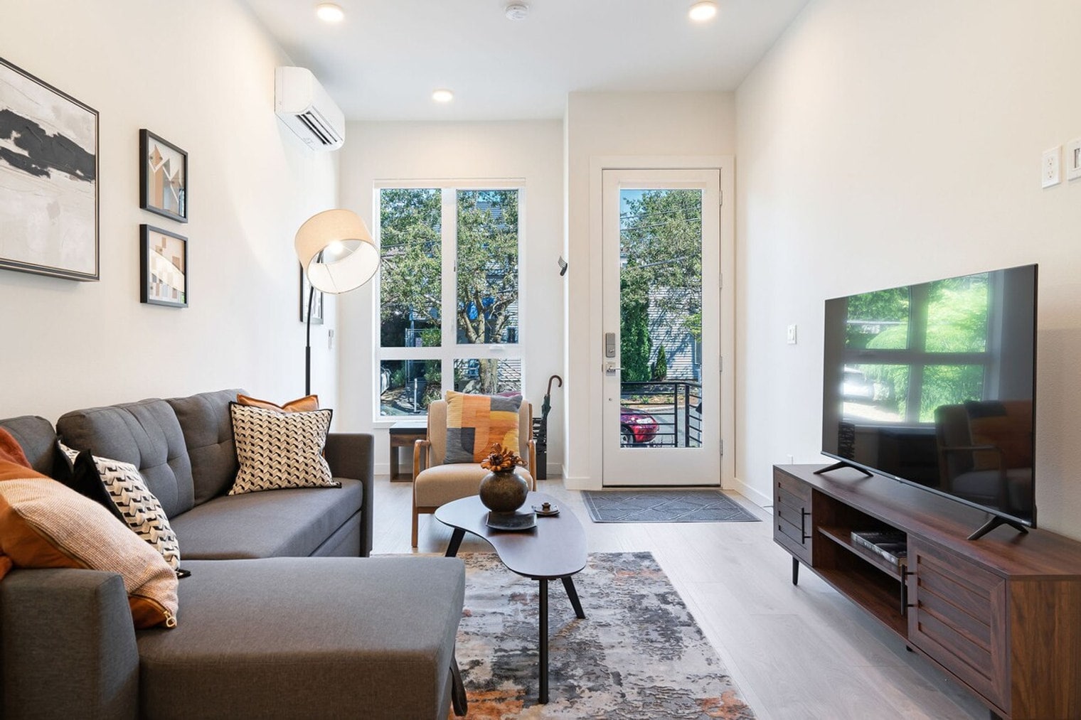 Building Photo - 1835 14th Ave