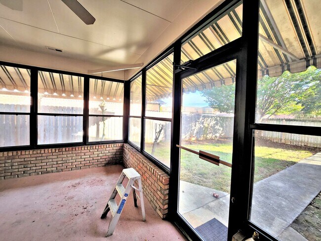 Building Photo - 3BR/2BA HOUSE FOR RENT - DECATUR