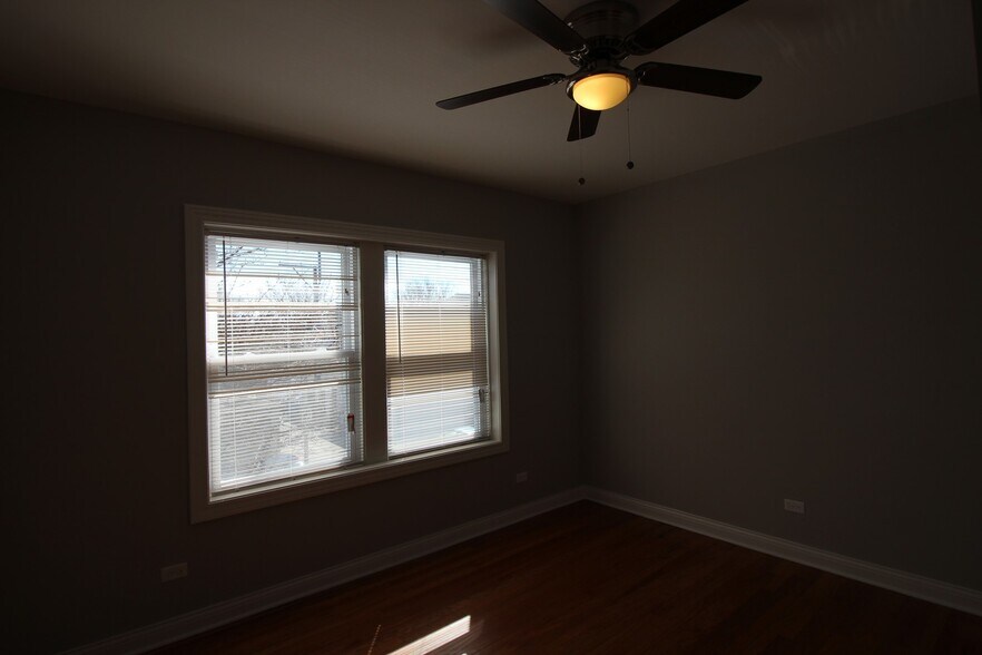 Building Photo - 4408 W Belden St