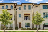Building Photo - 2769 Freund St