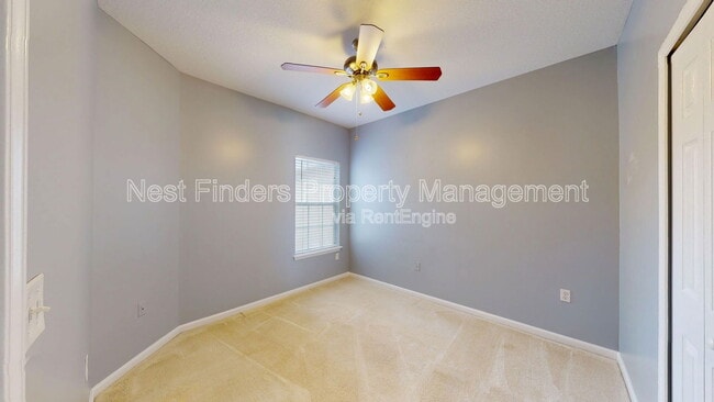 Building Photo - 9744 Summer Grove Way W