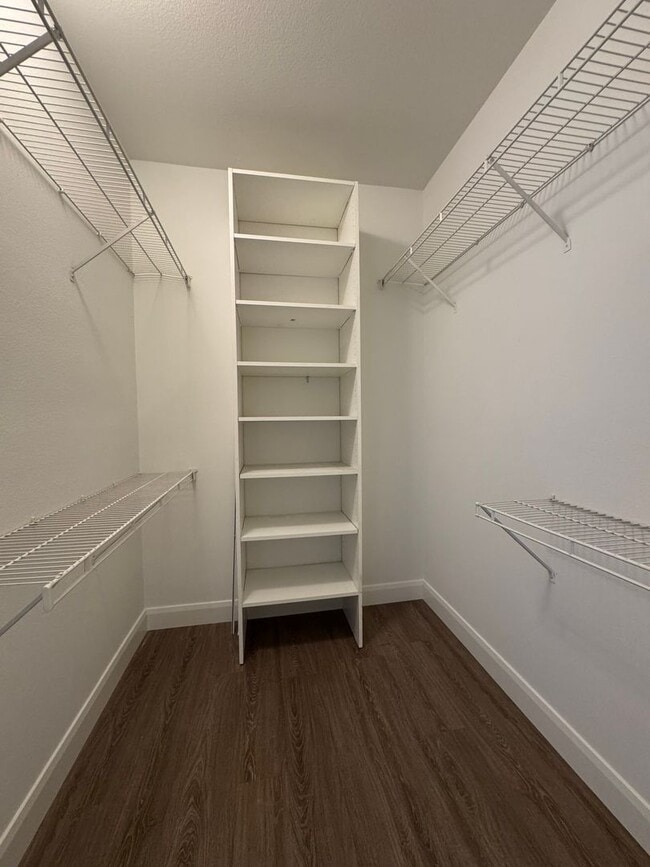 Building Photo - 3 Bed 2.5 Bath Townhome in Orange