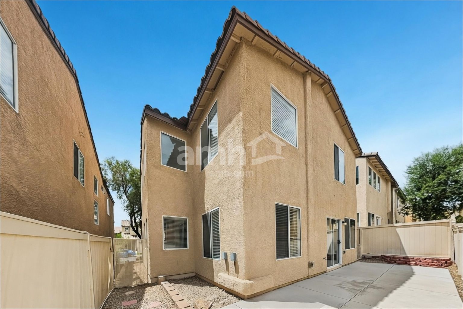 Building Photo - 9438 Havasu Canyon Ave