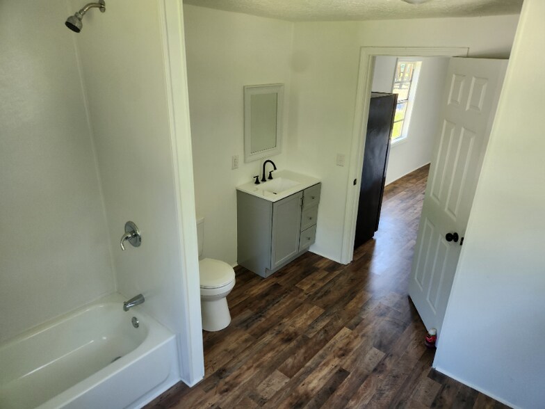 Building Photo - 2783 E Hickory Cir