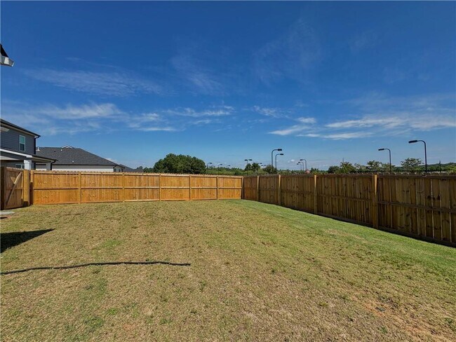 Building Photo - 350 Graham Campbell Ln
