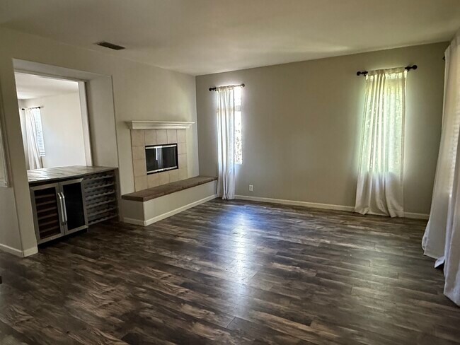 Building Photo - 9644 Crisswell Dr