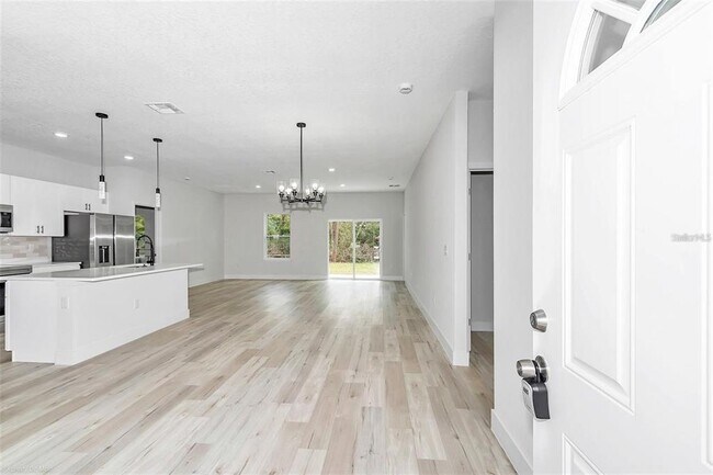 Building Photo - 3398 SW 165th Loop