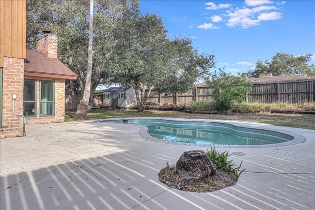 Building Photo - 5518 Sarazen Dr