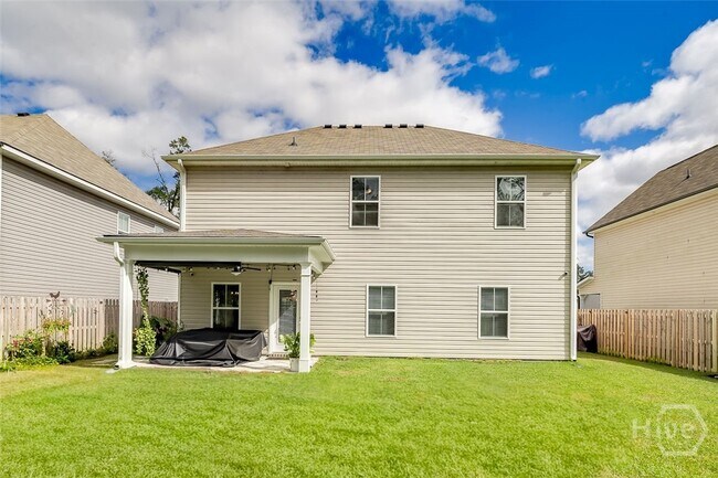 Building Photo - 114 Sams Dr