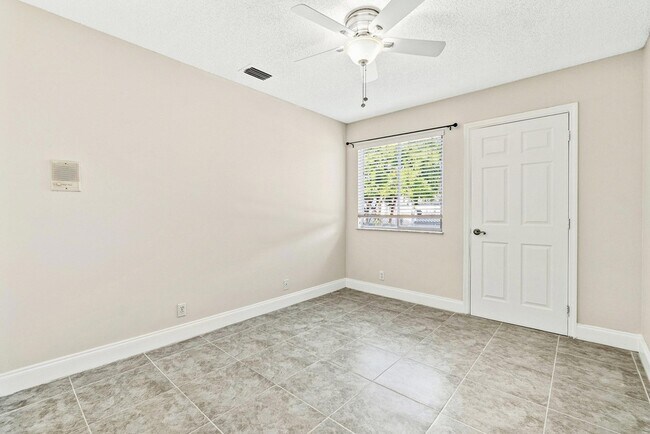 Building Photo - 9770 Nickels Blvd