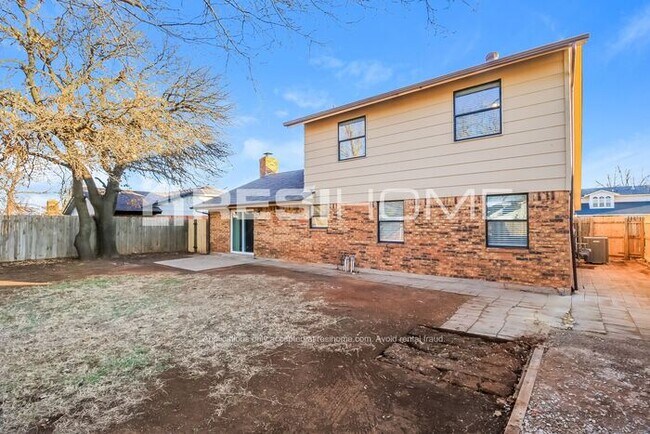 Building Photo - 3709 SE 51st St