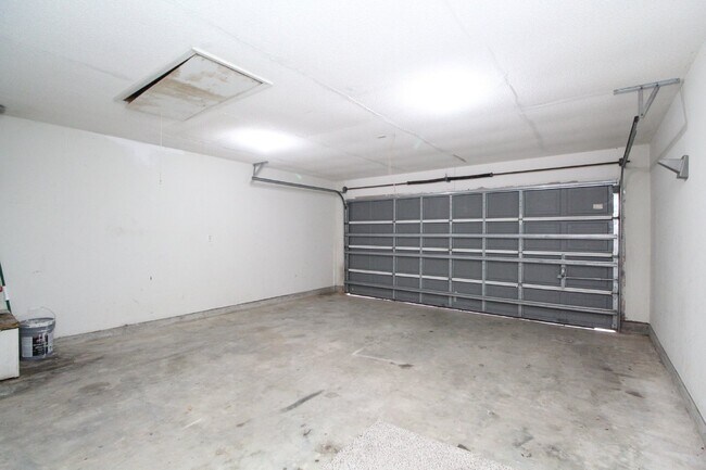 Building Photo - Coming Soon 4/20 – 3BR/2BA Home with 2-Car Garage, Open Layout, Island Kitchen, Split Floor Plan ...