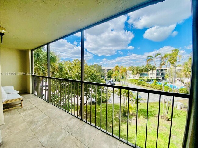 Building Photo - 8035 SW 107th Ave