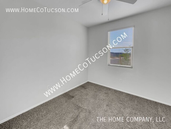 Building Photo - 13412 N Laura Ellen Ln