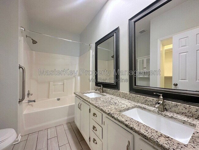 Building Photo - 114 Pointe Crest Ct