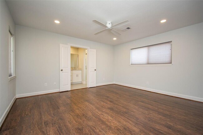 Building Photo - 6810 Northampton Way