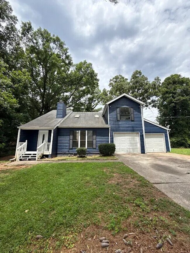 Building Photo - 3 Bed  2.5 bath in Stone Mountain!