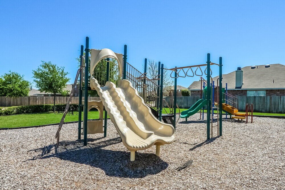 Building Photo - 4113 Hunters Creek Dr