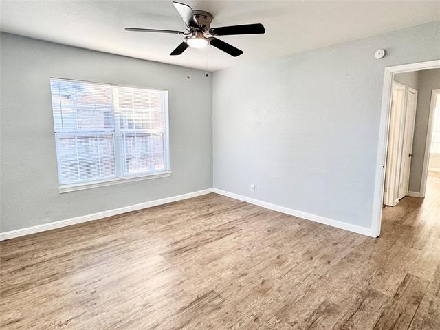 Building Photo - 202 N Riverside Dr