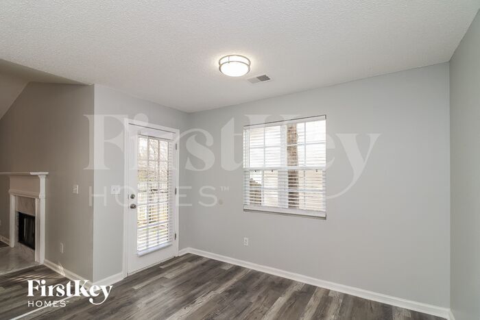 Building Photo - 141 Ashland Creek Ct
