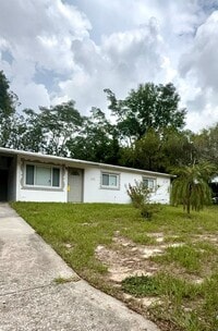 Building Photo - 3 bedroom, 1 bathroom single family home i...