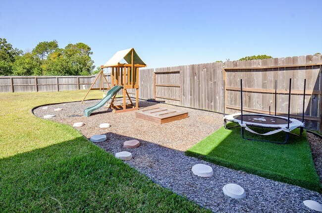Building Photo - 4507 Kellmore Ct