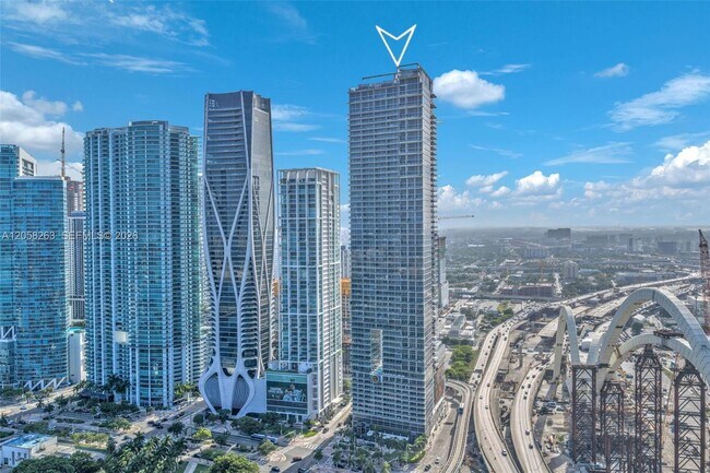 Building Photo - 1100 Biscayne Blvd
