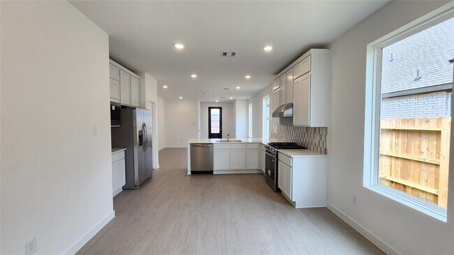 Building Photo - 28815 Texas Sparrow Ln