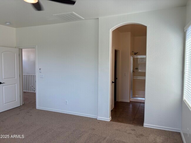 Building Photo - 14559 W Port Royale Ln