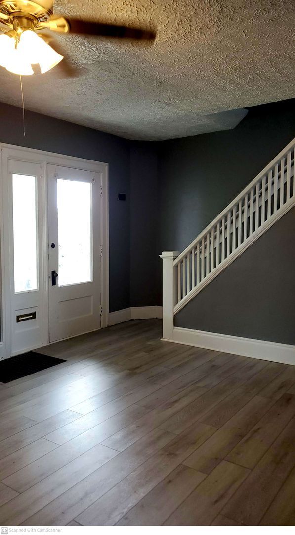 Building Photo - 1/2 off! (HALF OFF) 2nd month rent! Beautiful 3 bed 1.5 bath and ready for your move in