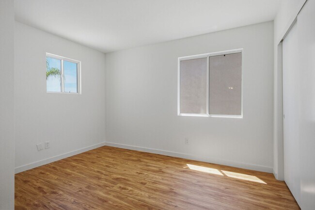 Building Photo - Stylish 3-Bedroom Home with Mountain Views & Attached 2-Car Garage