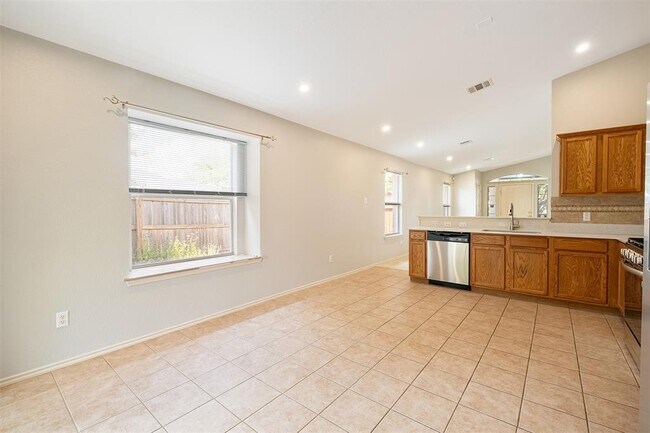 Building Photo - 15020 Hyson Crossing