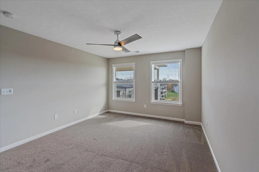 Building Photo - 610 Foxhill Dr