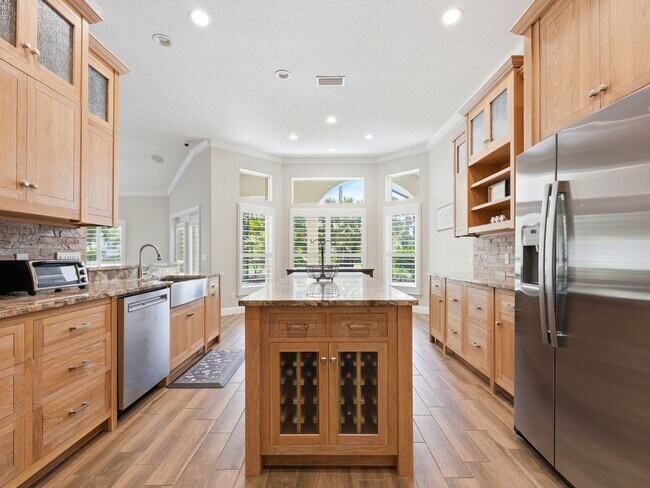 Building Photo - 534 Ria Mirada Ct