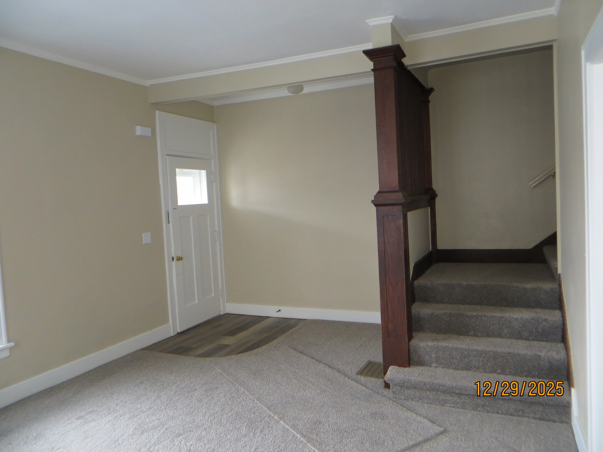 Front Living room - 107 W 3rd St