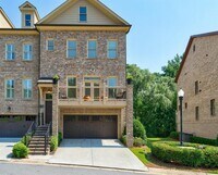 Building Photo - 3130 Chestnut Woods Dr